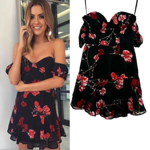 White Fox Boutique Monte Carlo Mini Dress Black Red Floral Size‎ XS